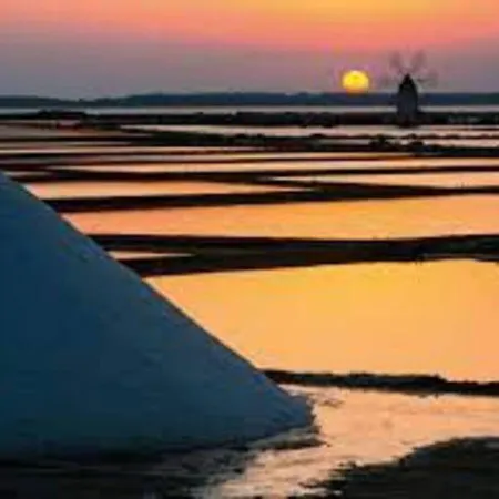 Sunset * טראפאני